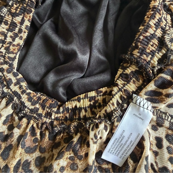 A Love story women’s Leopard Print Puff Sleeve Peplum Top - Brown Small - Picture 5 of 6